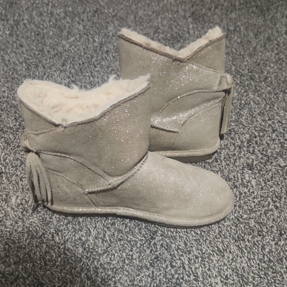 BearPaw Gray Suede Ankle Boots with Fleece Lining